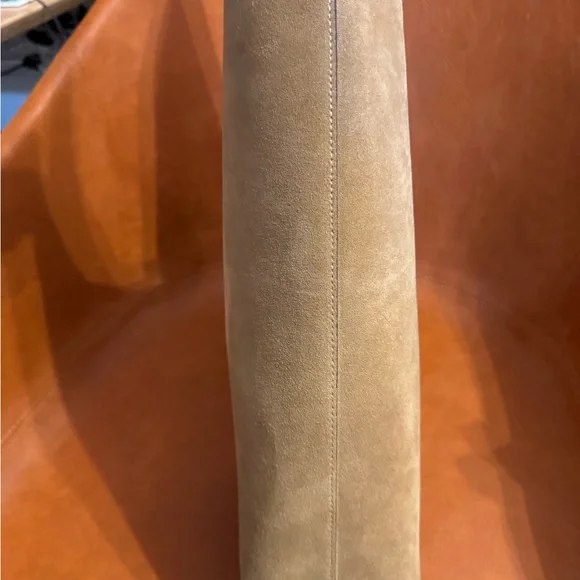 Coach Brooklyn 39 in suede sand and brass - Picture 6 of 12